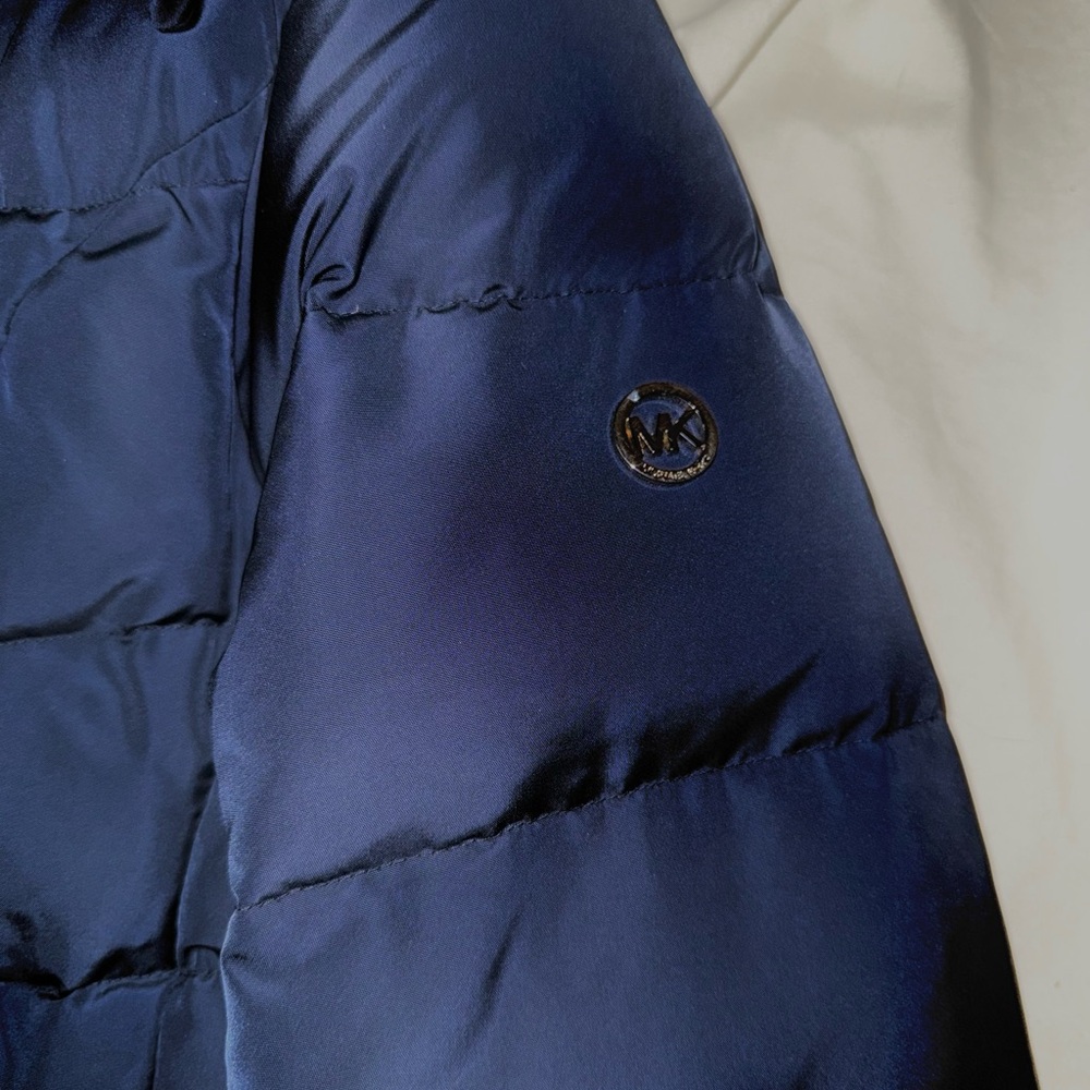 MICHAEL Michael Kors Navy Puffer Jacket with Faux Fur - Picture 5 of 5